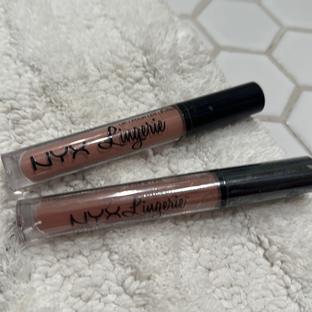 NYX Lingerie LIPS